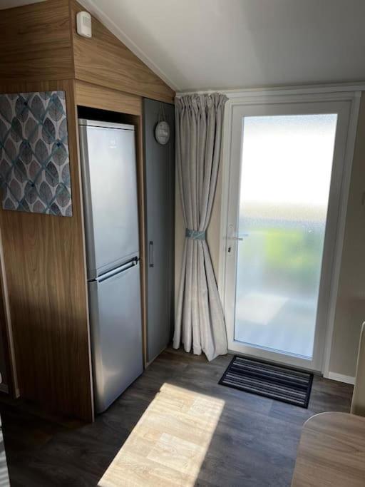Sandy Bay Caravan Getaway ニュービギン・バイ・ザ・シー エクステリア 写真
