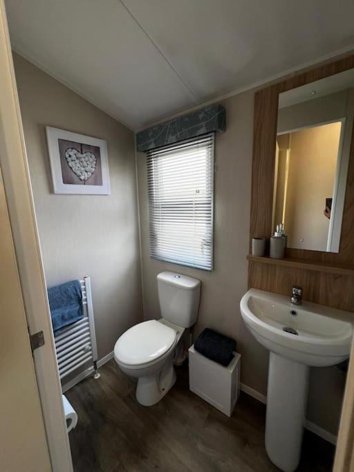 Sandy Bay Caravan Getaway ニュービギン・バイ・ザ・シー エクステリア 写真